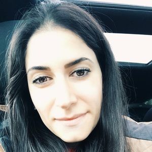 Meet your Posher, Sanaz